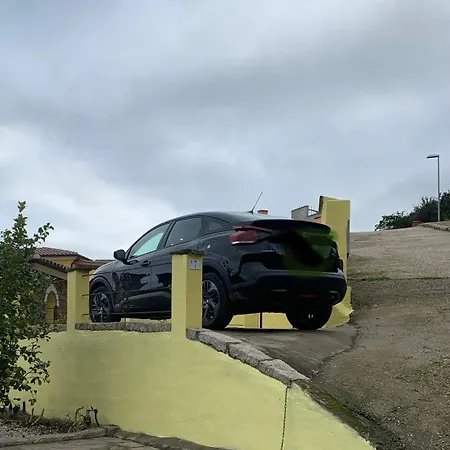 Casa *
