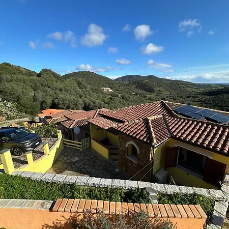 Casa *